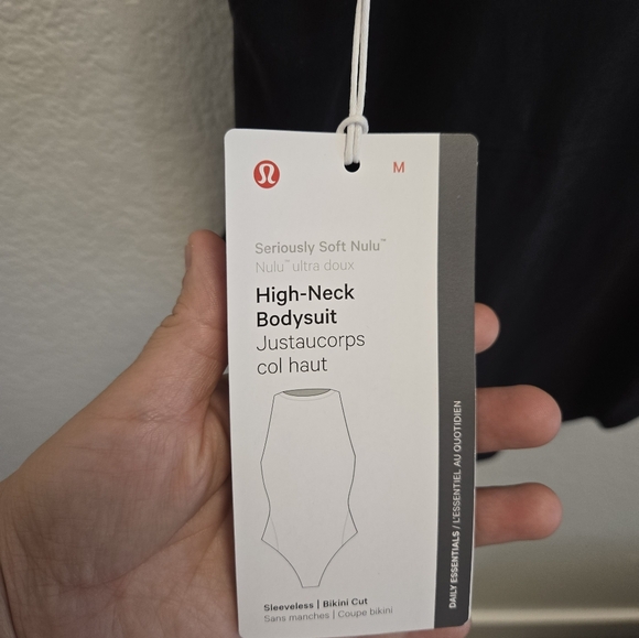 Lululemon High Neck bodysuit size M - Picture 6 of 7